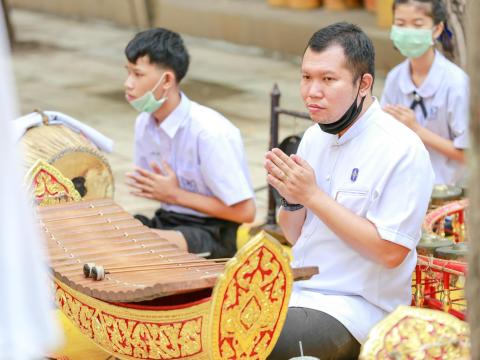 หล่อเทียนพรรษา