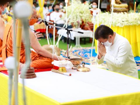 หล่อเทียนพรรษา