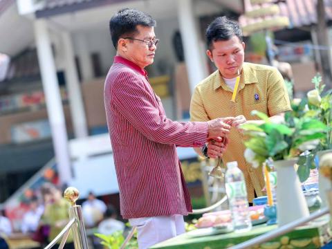 ต้อนรับ ดร.วรวุฒิ แสงนาก