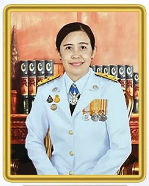 นางสาววันทนา มณีพร