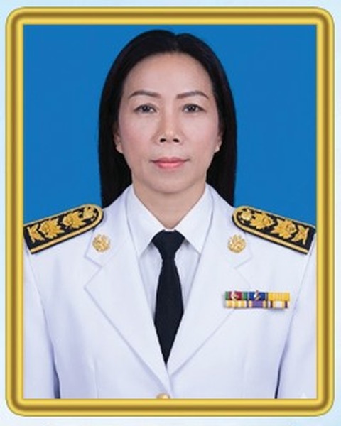 นางสาวมงคล แก้วพาที
