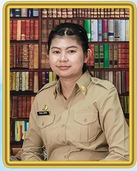 นางสาวเพียงดาว แก้วเรือง