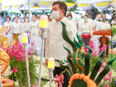 หล่อเทียนพรรษา