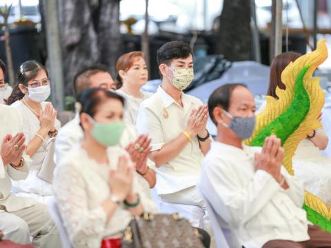 หล่อเทียนพรรษา