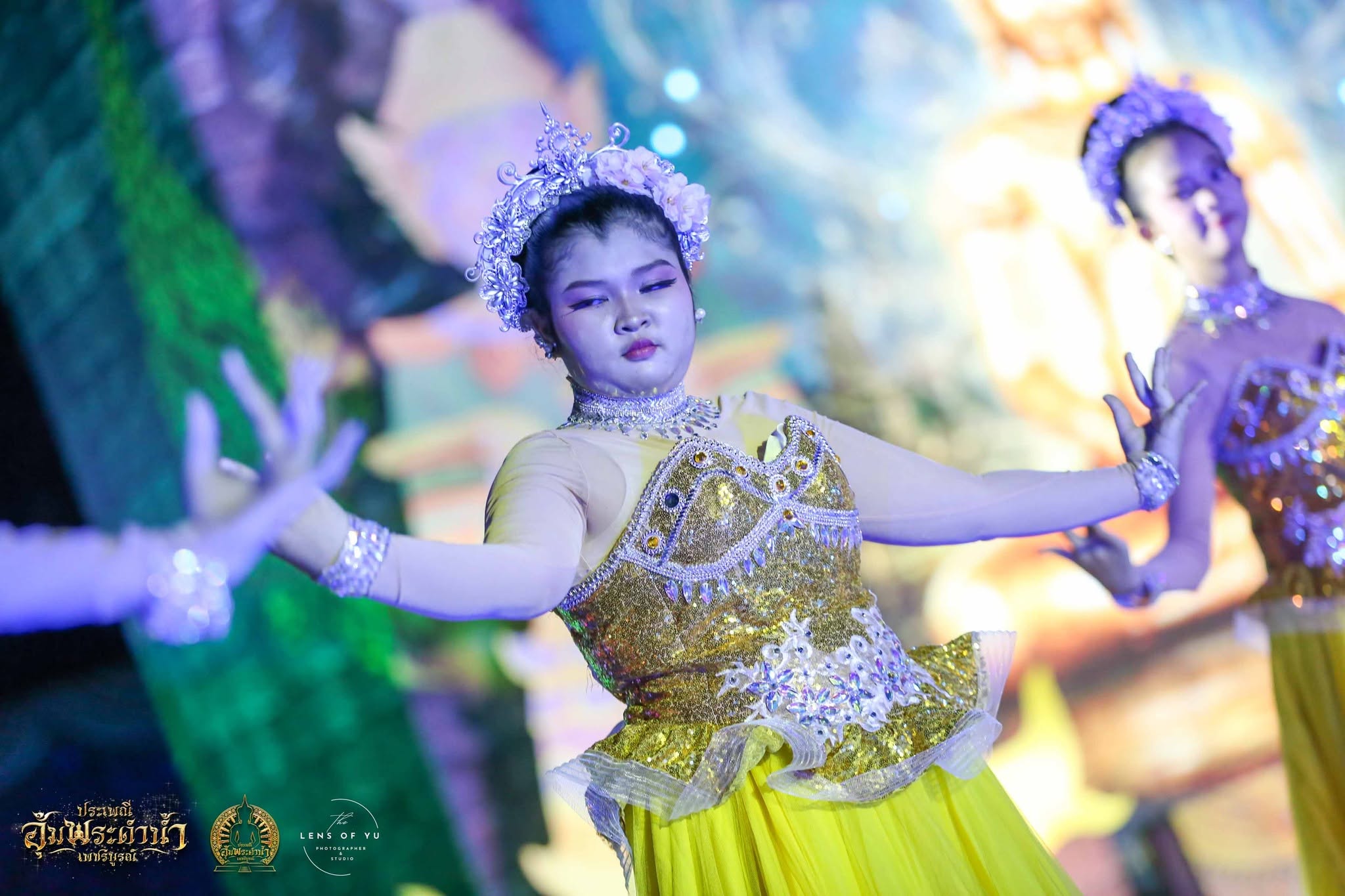 การแสดงแสงสีเสียงเวทีกลางน้ำ ประเพณีอุ้มพระดำน้ำ 2569